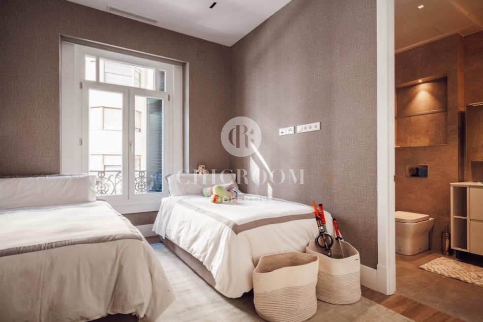 Beautiful apartment for sale in calle Alcala, Madrid