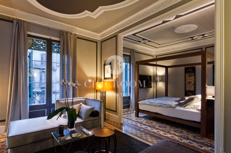 Luxury 3 bedroom apartment for sale in Barcelona Eixample