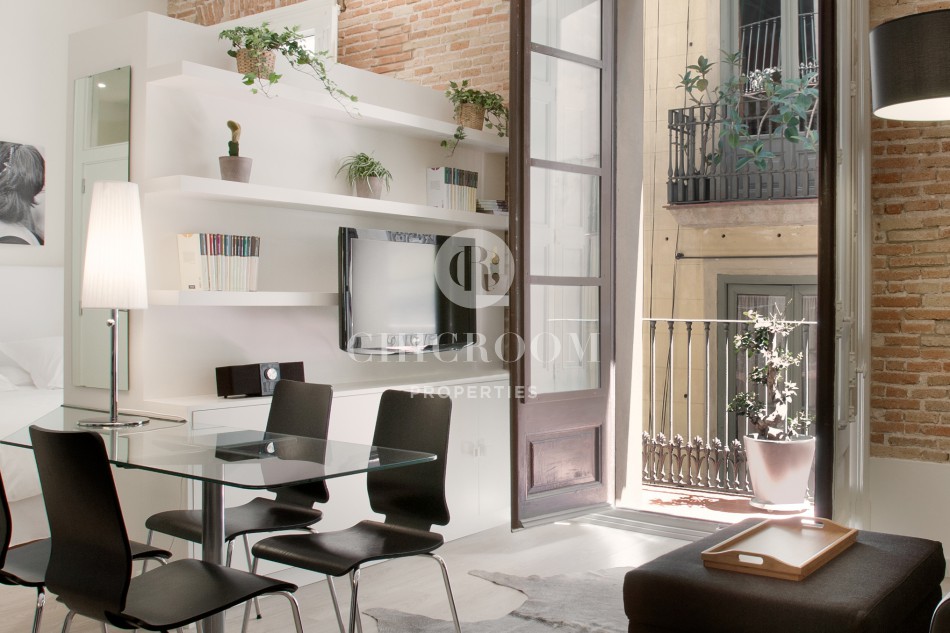 Furnished studio flat for rent mid term in Barcelona Gothic