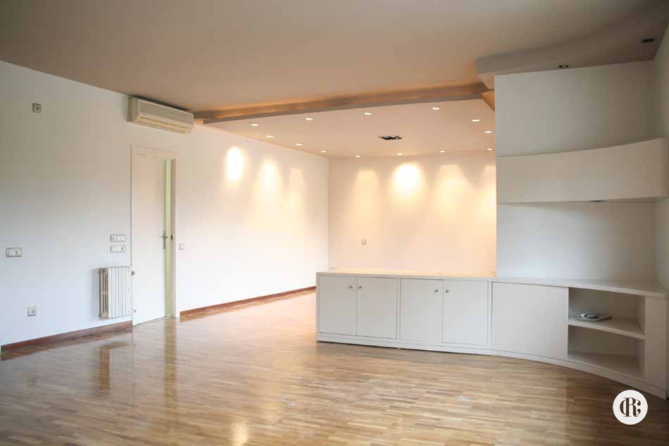 5 Bedroom apartment for rent in Pedralbes