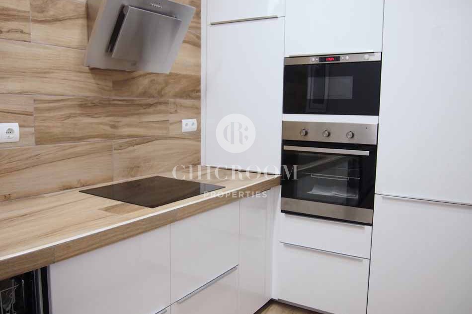 Three bedroom furnished apartment for rent in poblenou