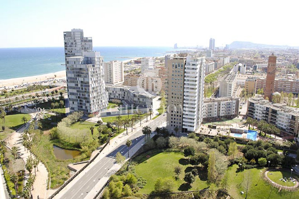 Penthouse for rent with sea views in Barcelona Illa del Llac