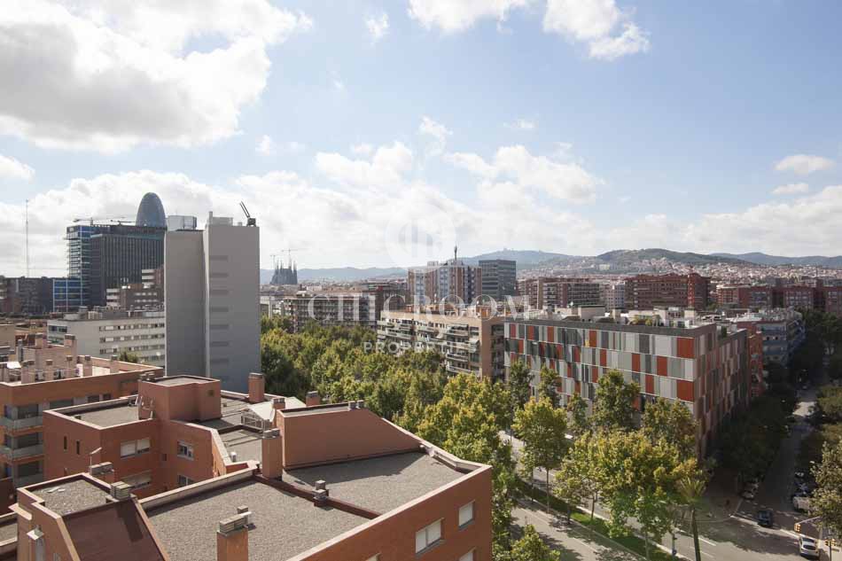 3 Bedroom Apartment for Rent in Poblenou