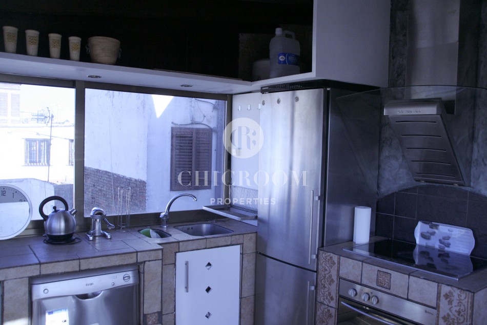 1 bedroom furnished flat for rent in the gothic district