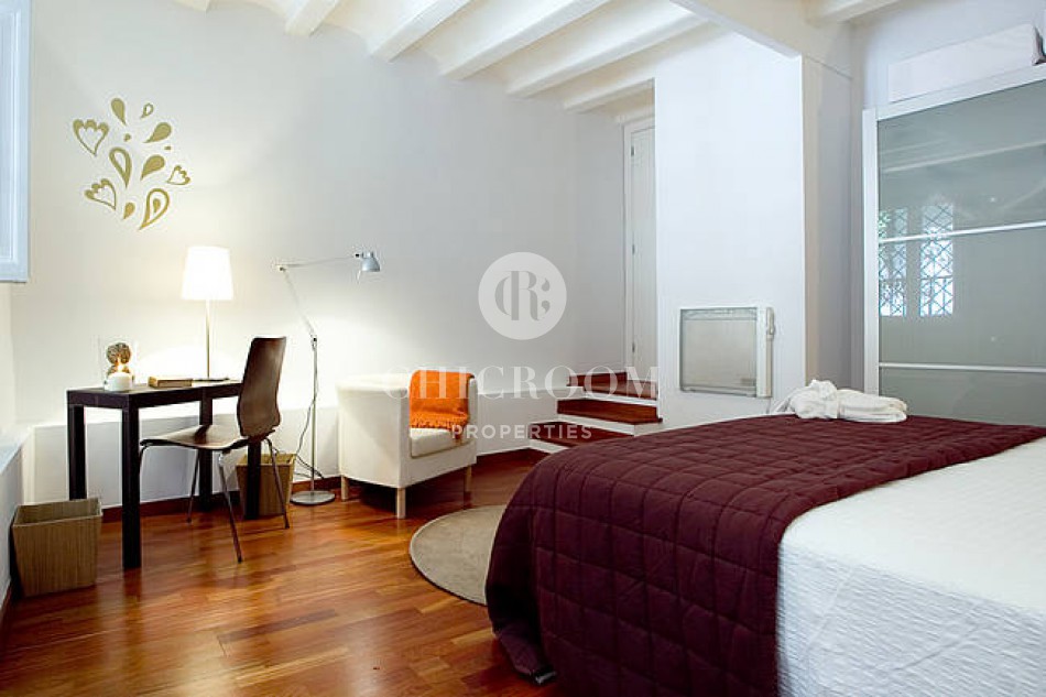 Furnished 3 bedroom apartment for rent in El Born
