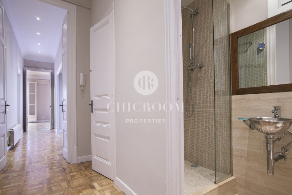 6 Bedroom apartment for rent Eixample