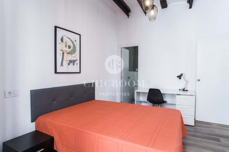 3-bedroom apartment for rent in Raval in Barcelona