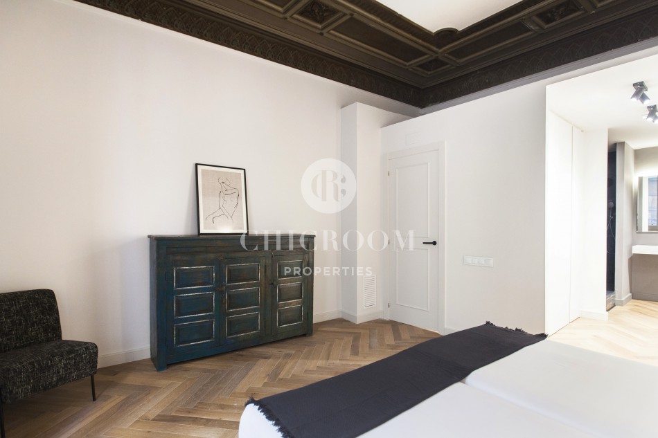 3-bedroom apartment with terrace for sale in Gothic Quarter Barcelona