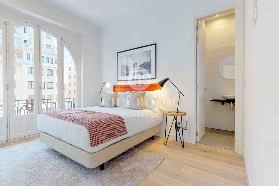 Two-bedroom apartment for rent in Gran Via Madrid
