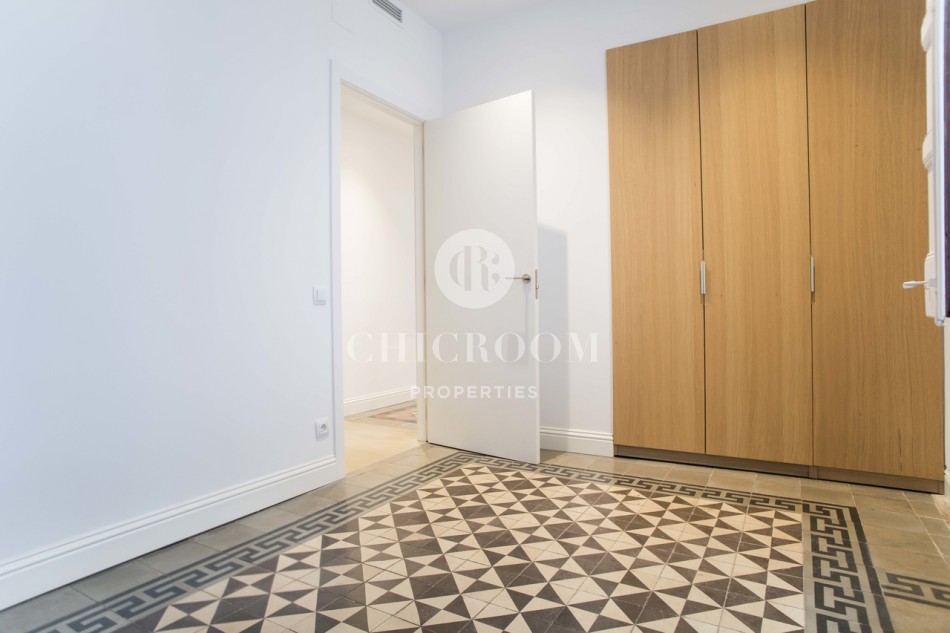 Well located 3-bedroom apartment for rent in the Gothic Quarter of Barcelona