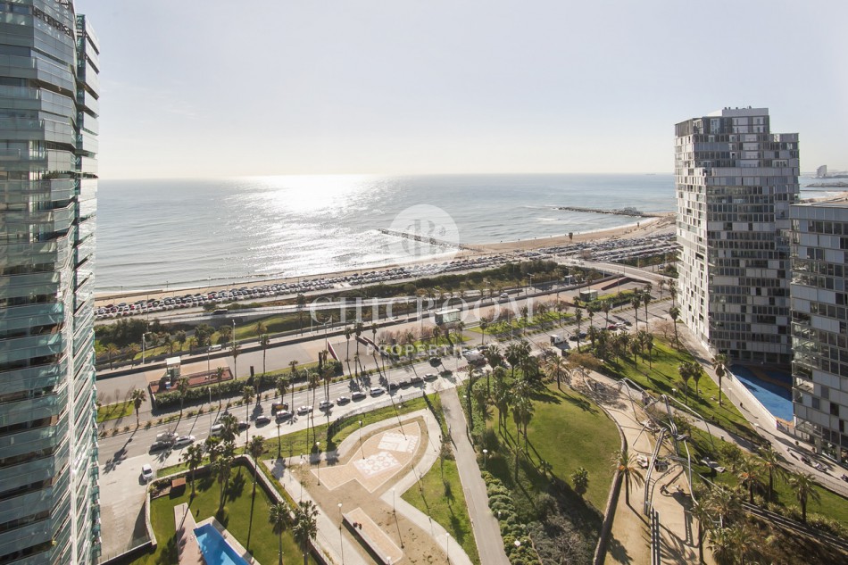 3 bedroom apartment for sale with impressive views next to Barcelona’s beach