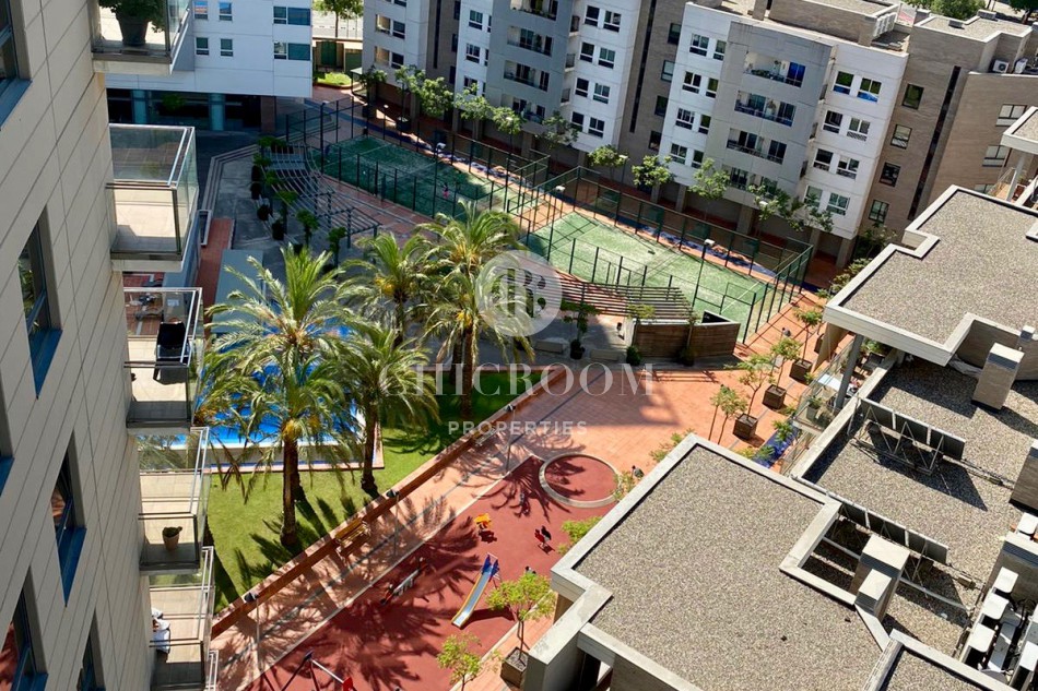 Unfurnished 3-bedroom apartment for rent in Diagonal Mar